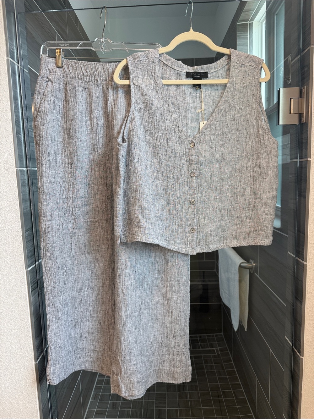 Tahari Light Gray Linen Sleeveless Button Vest & Wide-Leg Pants Set